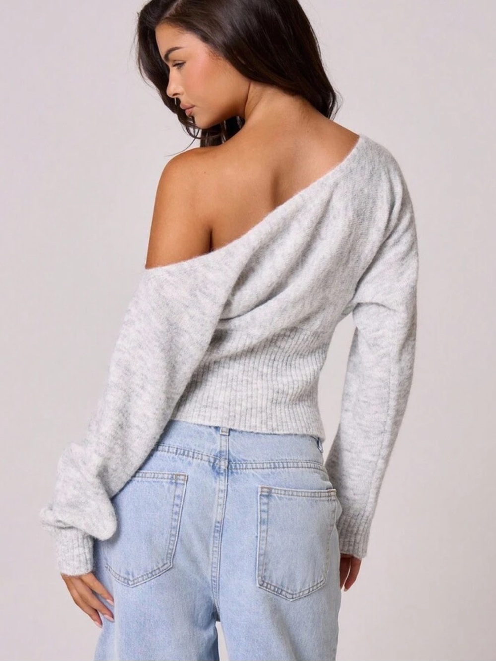 Musera Off-the-Shoulder Oversized Light Gray Knit Sweater - Picture 4 of 8